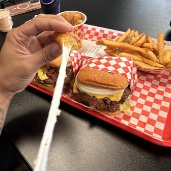 Sizzlin Smash - Cheese pull (cheese sticks) - Burgers Near Me - Madera, California