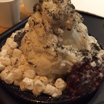 Oakobing - Black Sesame Ice Flake - Shaved Ice Near Me - Los Angeles, California Oakobing - Black Sesame Ice Flake - Shaved Ice Near Me - Los Angeles, California