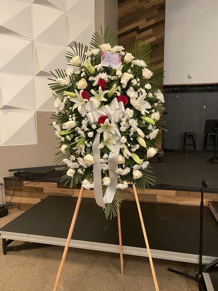 RON & ALICIA ROBINSON FLORIST 118 Photos & 100 Reviews 1610 S Grand