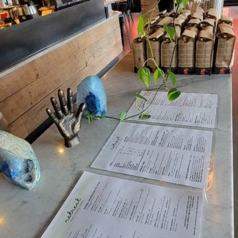 Retreat - Cafes Near Me - Seattle, Washington