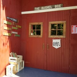 Bragunier Orchard & Market - The Bushel Box market @ Bragunier Orchard