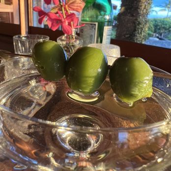 Hotel Wailea Maui - Ice cold martini - Hotels Near Me - Wailea, Hawaii Hotel Wailea Maui - Ice cold martini - Hotels Near Me - Wailea, Hawaii