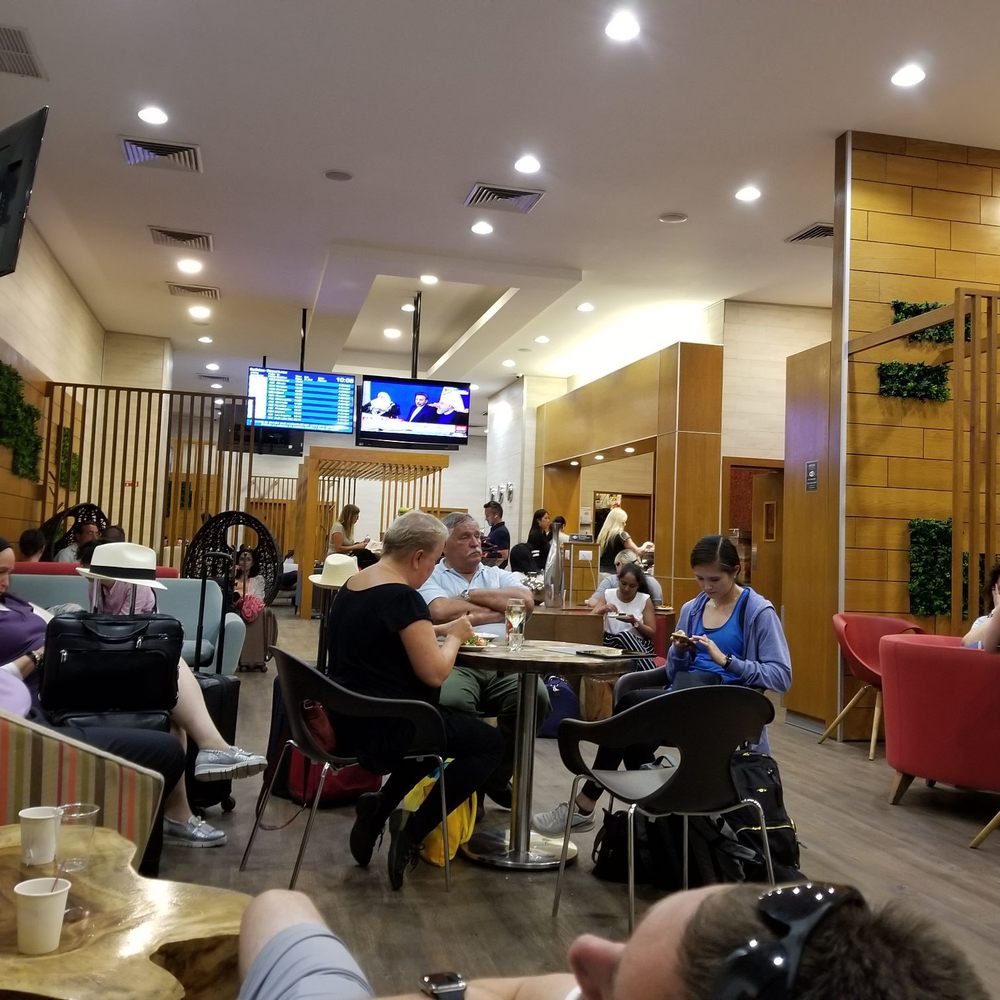 Mera Business Lounge - Very little seating. - Airport Lounges Near Me - Cancún, ROO Mera Business Lounge - Very little seating. - Airport Lounges Near Me - Cancún, ROO