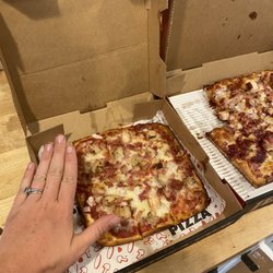 Jet's Pizza