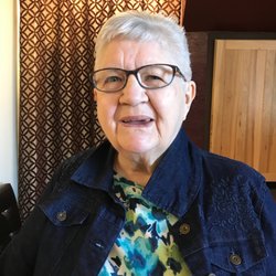 Tapered Parlor - Moms got her sexy back