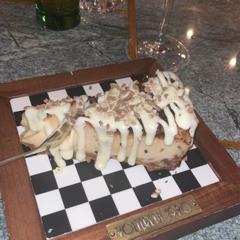 Voltereta - white chocolate & the 7th filipinos (white chocolate cheesecake with cookies) - Mediterranean Near Me - València, V