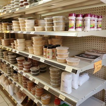 Dalton Country Market - shelves of food and condiments - Delis Near Me - Dalton, Arkansas Dalton Country Market - shelves of food and condiments - Delis Near Me - Dalton, Arkansas