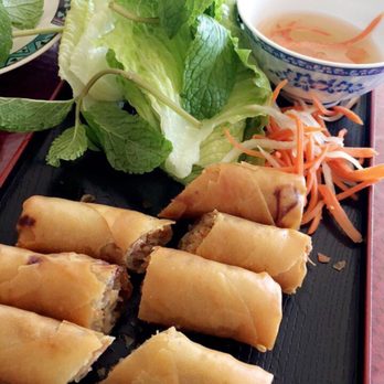 Le Paradis - Fried Egg Rolls - $5 - Vietnamese Near Me - Hayward, California