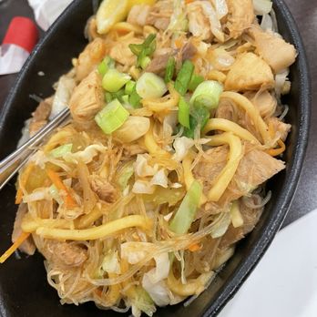 Max’s Restaurant - Jacksonville - Miki & bihon pancit, (4/5), meat chunks were too large, so it maybe a 5/5 for some. - Filipino Near Me - Jacksonville, Florida Max’s Restaurant - Jacksonville - Miki & bihon pancit, (4/5), meat chunks were too large, so it maybe a 5/5 for some. - Filipino Near Me - Jacksonville, Florida