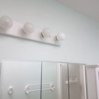 Handyman Pros - Painting a bathroom - Handyman Near Me - Great Falls, Montana