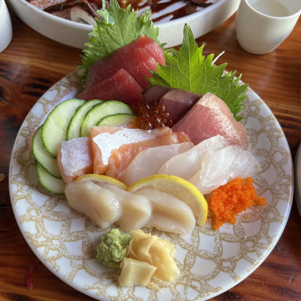 Umami - Sashimi Plate - Sushi Bars Near Me - Pittsburgh, Pennsylvania Umami - Sashimi Plate - Sushi Bars Near Me - Pittsburgh, Pennsylvania