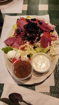 Amici's Pizzeria & Italian by null