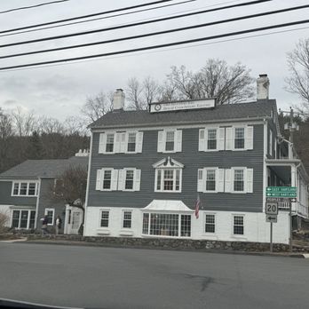 Royal Coachman Tavern - Pizza Near Me - Riverton, Connecticut Royal Coachman Tavern - Pizza Near Me - Riverton, Connecticut