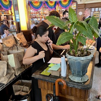 Le Diplomate - Brasseries Near Me - Washington, DC, District of Columbia