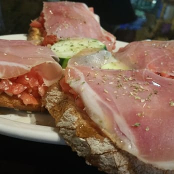 Iguana Cafe - Bruschetta 8/4/15 - Creperies Near Me - Chicago, Illinois