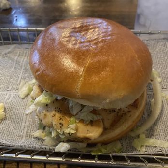 Elizabeth's Pizza - Grilled chicken sandwich - Pizza Near Me - Reidsville, North Carolina Elizabeth's Pizza - Grilled chicken sandwich - Pizza Near Me - Reidsville, North Carolina