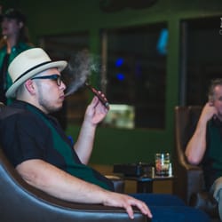 MAMS Cigar Shop