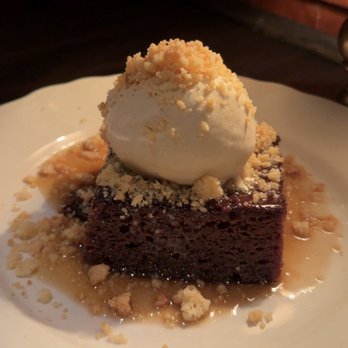 Trivoli Tavern - Sticky Date Cake - American Near Me - Chicago, Illinois Trivoli Tavern - Sticky Date Cake - American Near Me - Chicago, Illinois