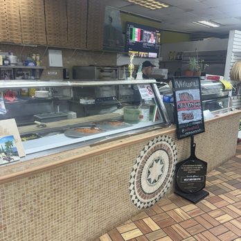 Willie's New York Style Pizza - Inside - Pizza Near Me - Juno Beach, Florida Willie's New York Style Pizza - Inside - Pizza Near Me - Juno Beach, Florida