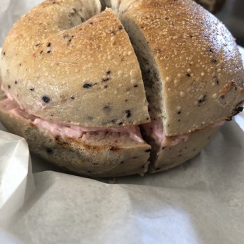 Cassidy’s Corner Cafe - Omg look how amazingly fluffy this blueberry bagel is!!!!! - Cafes Near Me - Long Beach, California Cassidy’s Corner Cafe - Omg look how amazingly fluffy this blueberry bagel is!!!!! - Cafes Near Me - Long Beach, California