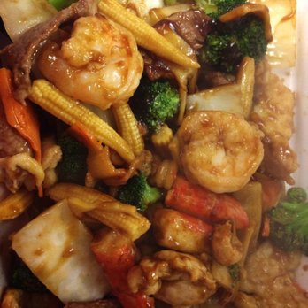 Mr Chen's - HAPPY FAMILY - Restaurants Near Me - Westbury, New York Mr Chen's - HAPPY FAMILY - Restaurants Near Me - Westbury, New York