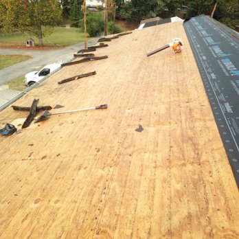 Royal Roofing - start to install - Roofing Near Me - Dunbar, West Virginia Royal Roofing - start to install - Roofing Near Me - Dunbar, West Virginia