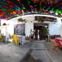 Casa Carmita - Patio de Entrada