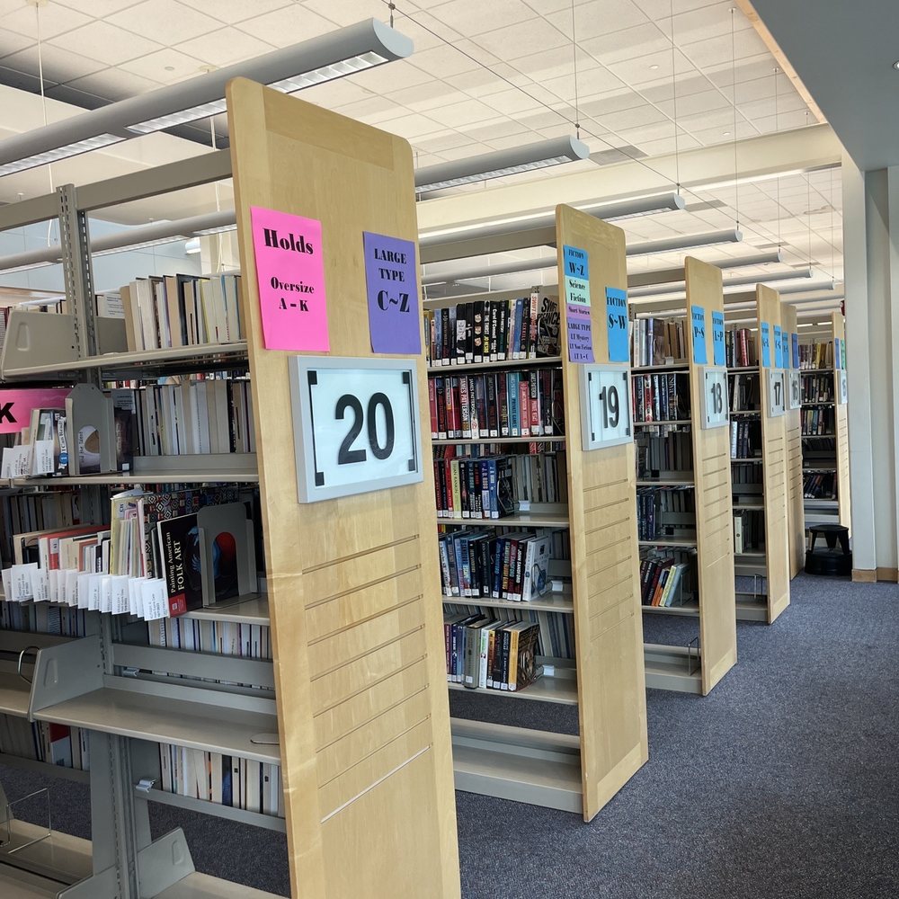 SHERMAN OAKS MARTIN POLLARD BRANCH LIBRARY - Updated May 2025 - 31 Photos &  90 Reviews - 14245 Moorpark St, Sherman Oaks, California - Libraries -  Phone Number - Yelp