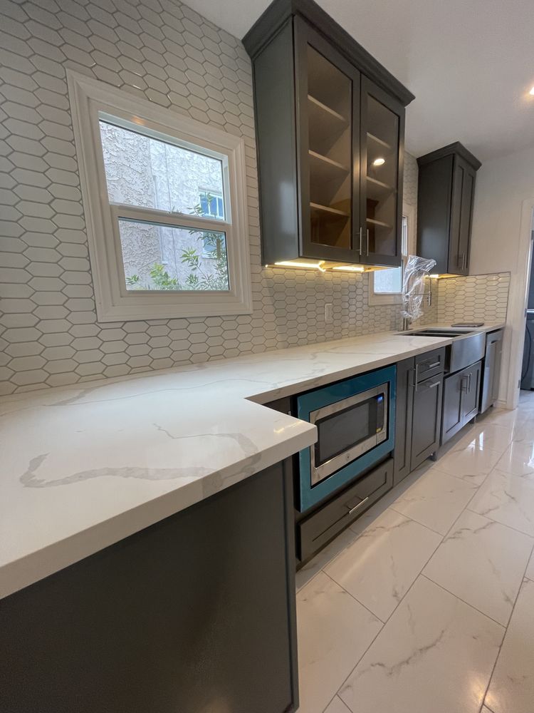 Slide of Blackstone Remodeling