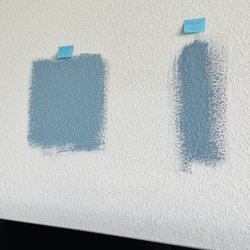 Roosters Paint Center - Wall Test