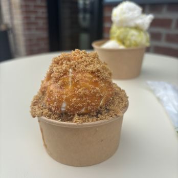 Caffè Panna - Cookies n cream, caramel, graham cracker crumble - Ice Cream & Frozen Yogurt Near Me - Brooklyn, New York Caffè Panna - Cookies n cream, caramel, graham cracker crumble - Ice Cream & Frozen Yogurt Near Me - Brooklyn, New York