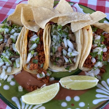 La Flama - Chorizo Tacos, Carne Asada Tacos - Specialty Food Near Me - Los Angeles, California La Flama - Chorizo Tacos, Carne Asada Tacos - Specialty Food Near Me - Los Angeles, California