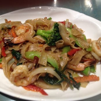 Thai Basil - Drunken noodles! Hot and fresh made. - Thai Near Me - Bentonville, Arkansas