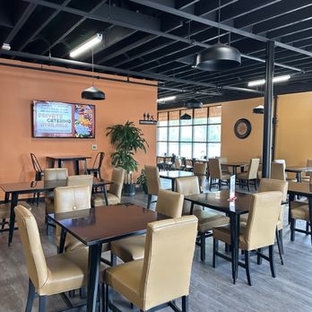 The Candied Yam - Dining area - Comfort Food Near Me - Grand Rapids, Michigan
