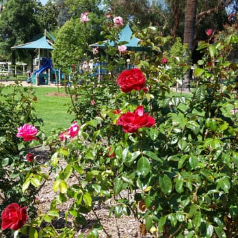 Singer Park - Parks Near Me - Pasadena, California
