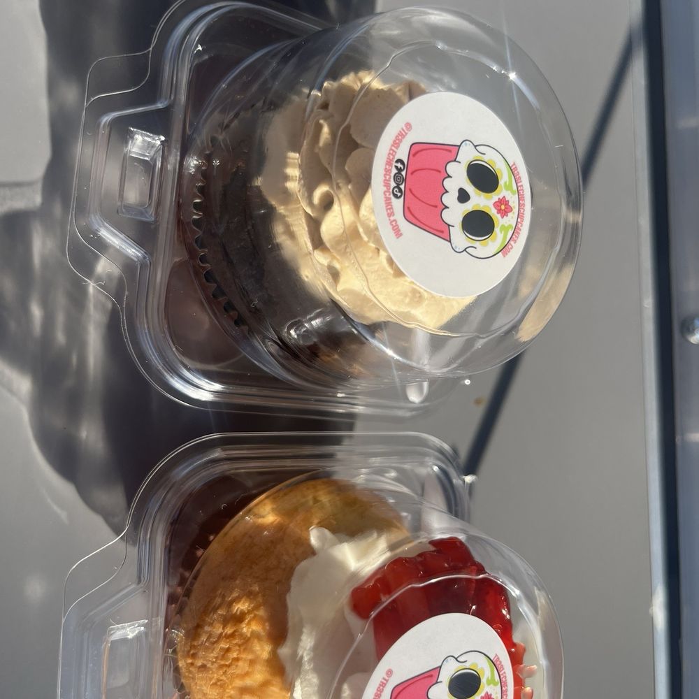 Tr3s Leches Cupcakes - Awesome and ready to give away - Cupcakes Near Me - Humble, Texas
