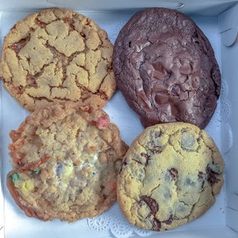 Treat - Peanut butter, flourless chocolate, cereal killer, and chocolate chip cookies - Desserts Near Me - Vancouver, Washington Treat - Peanut butter, flourless chocolate, cereal killer, and chocolate chip cookies - Desserts Near Me - Vancouver, Washington