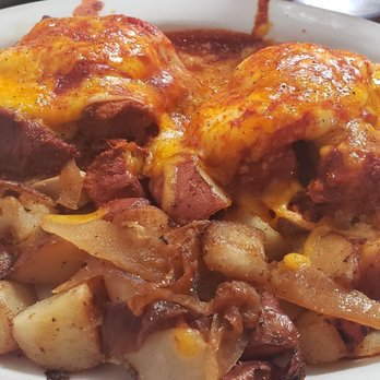 Hannah And Nate's - Eggs Benedict New Mexico style - Cafes Near Me - Corrales, New Mexico