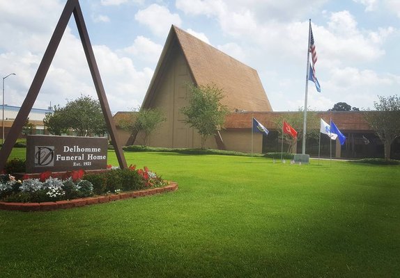 DELHOMME FUNERAL HOMES - Updated April 2026 - 19 Photos - 1011 Bertrand