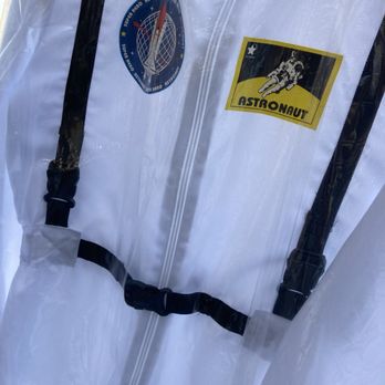 Cleen Cleaners - Astronaut Halloween Costume - Dry Cleaning Near Me - Los Angeles, California