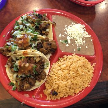 Tacos Reyes - This Al pastor taco plate was so bomb - Mexican Near Me - Canoga Park, California Tacos Reyes - This Al pastor taco plate was so bomb - Mexican Near Me - Canoga Park, California