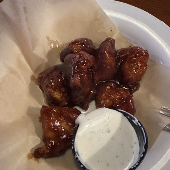 Hooters - Boneless Wings - American Near Me - Gulfport, Mississippi