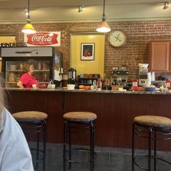 Theo's Downtown Diner - Coffee bar and counter - Diners Near Me - New Milford, Connecticut Theo's Downtown Diner - Coffee bar and counter - Diners Near Me - New Milford, Connecticut