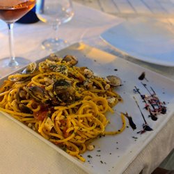 Piazzetta Petrone - Spaghetti with sea bass and clams