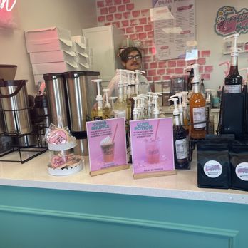 Frosted Bakehouse - Bakeries Near Me - Phoenix, Arizona