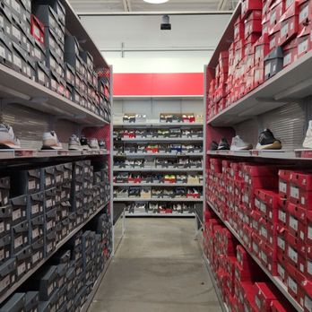 New Balance Factory Store - The aisle of New Balance. - Shoe Stores Near Me - Myrtle Beach, South Carolina New Balance Factory Store - The aisle of New Balance. - Shoe Stores Near Me - Myrtle Beach, South Carolina