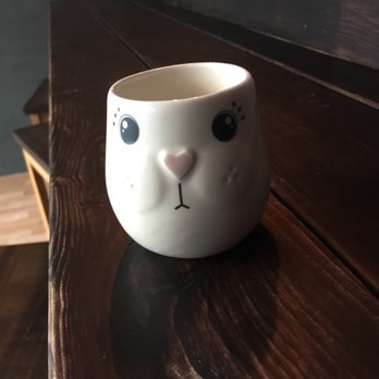Kuma - Mens jeg ventede på mine retter blev klar, fik jeg dejligt koldt vand i denne nuttede kop - Japanese Near Me - Copenhagen, 84 Kuma - Mens jeg ventede på mine retter blev klar, fik jeg dejligt koldt vand i denne nuttede kop - Japanese Near Me - Copenhagen, 84