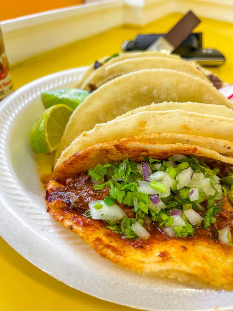 Food from Taqueria La Doña