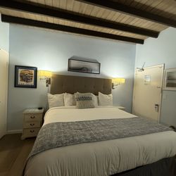 Pleasant Inn