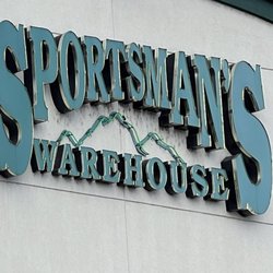 Sportsman's Warehouse - Sign on the building